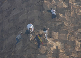 Впечатление от подъема оборудования на вершину Пирамиды Хеопса